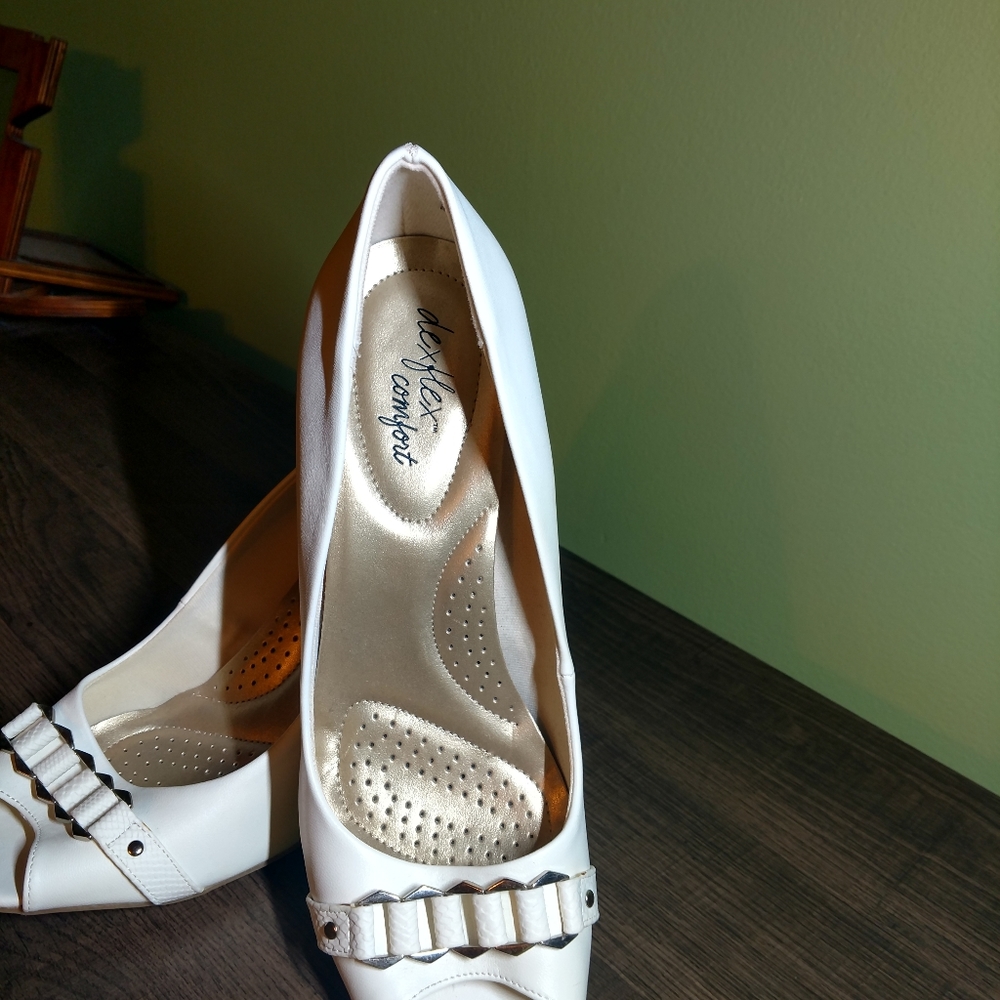 Heels - Picture 6 of 7